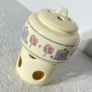 Vintage 1988 Ceramic Potpourri Press Room Scenter Warmer Countrycore Cottagecore